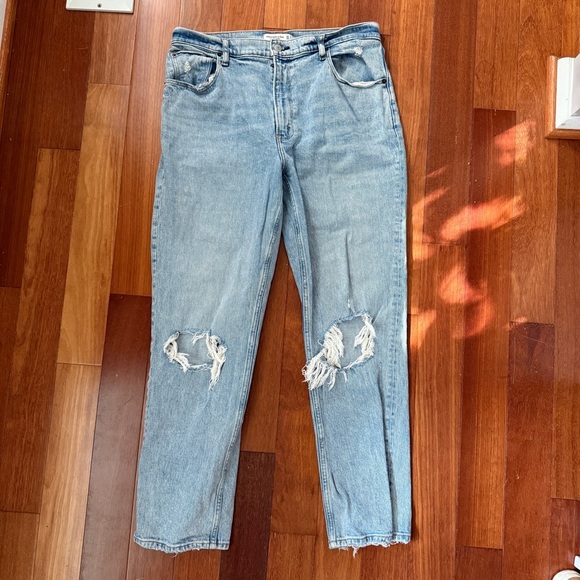 Abercrombie & Fitch Light Blue Straight Leg Jeans - Picture 3 of 10